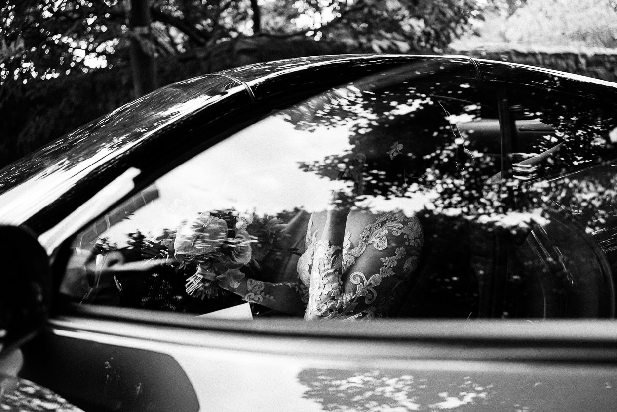 SANT FFRAED HOUSE WEDDING PHOTOGRAPHY 037 SANT FFRAED HOUSE WEDDING PHOTOGRAPHY 037